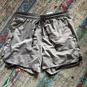 NIKE Flex Stride Men's 5" 2-in-1 Running Shorts - Size S Small - Gray Gunsmoke